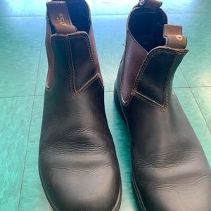 Men’s Blundstone Chelsea Boots 8.5 - 9.5